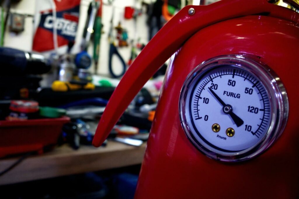 Quel extincteur choisir pour votre voiture : guide complet 2025